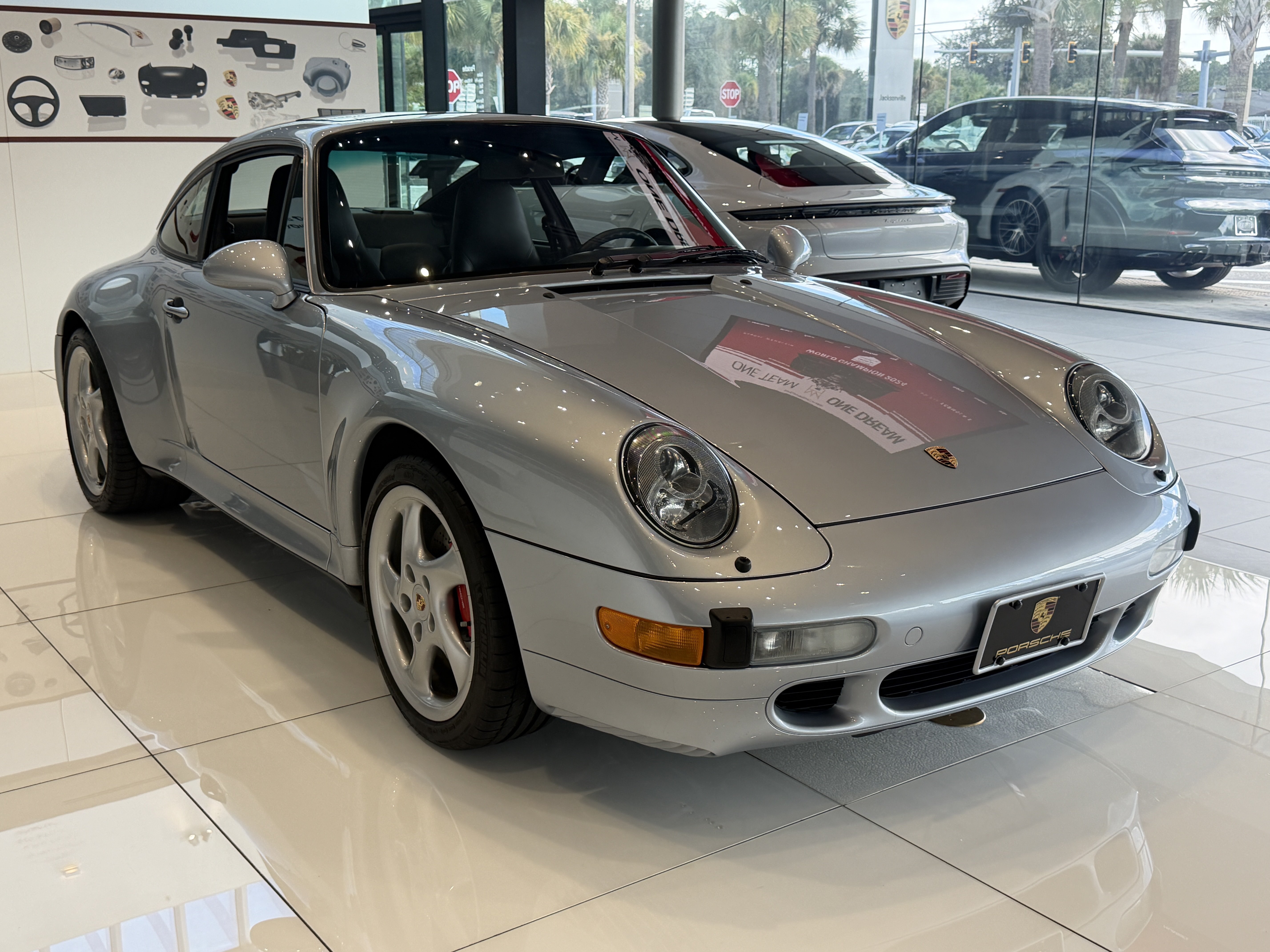 Used 1996 Porsche 911 Carrera 4S AWD/4WD image 7