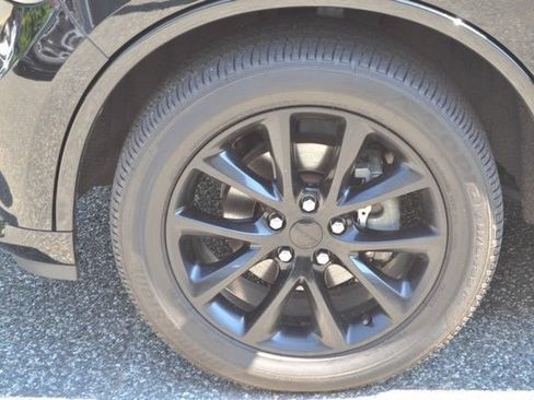 Used 2018 Dodge Durango GT w/ Premium Group AWD/4WD image 13
