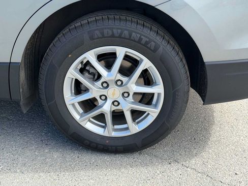 Certified 2024 Chevrolet Equinox LT AWD/4WD image 11