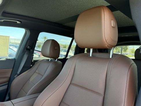 New 2026 Mercedes-Benz GLS 450 4MATIC image 19