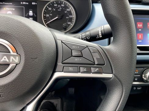 Used 2025 Nissan Versa SV w/ Trunk Package FWD image 27