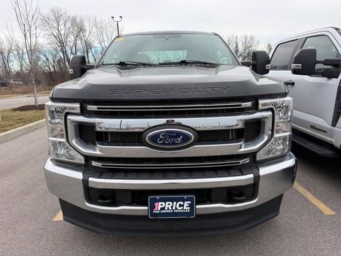 Used 2021 Ford F250 XLT w/ FX4 Off-Road Package image 15
