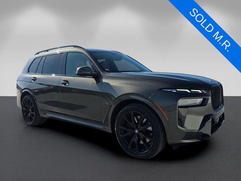 Used 2025 BMW X7 xDrive40i w/ M Sport Package AWD/4WD image 1