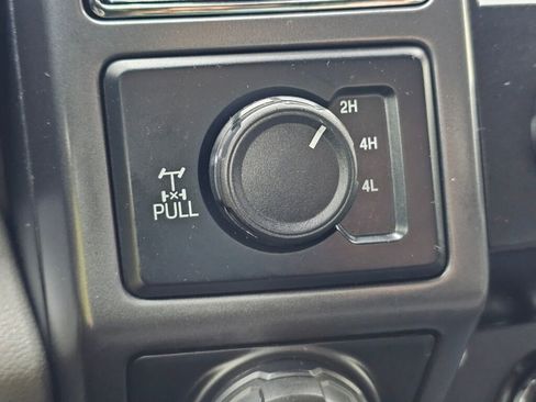 Used 2019 Ford F150 XLT w/ Trailer Tow Package image 30