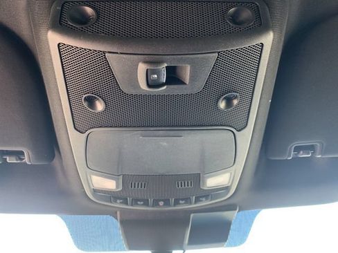 Used 2019 Ford F150 Platinum AWD/4WD image 32