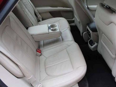 Used 2017 Lincoln MKZ Reserve image 12