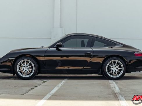 Used 2004 Porsche 911 Carrera RWD image 36