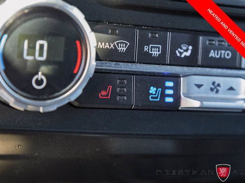 Used 2022 Ford F250 Lariat w/ Lariat Value Package AWD/4WD image 7