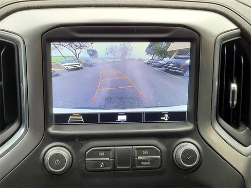 Used 2020 Chevrolet Silverado 1500 LT w/ All-Star Edition image 18