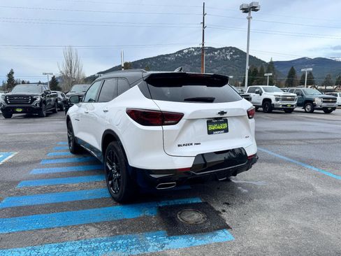 Used 2025 Chevrolet Blazer RS w/ Driver Confidence II Package image 5