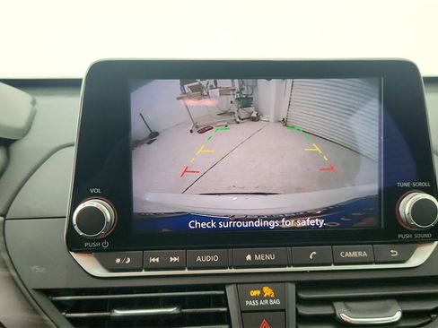 Used 2023 Nissan Altima 2.5 SV image 20