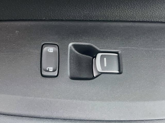 Used 2024 Honda HR-V EX-L image 32
