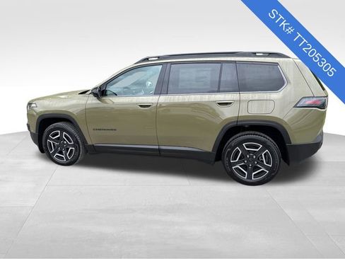 New 2026 Jeep Cherokee Laredo AWD/4WD image 4