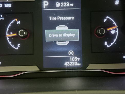 Used 2024 Hyundai Tucson SEL FWD image 19