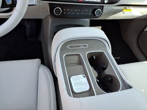 New 2026 Hyundai Palisade SEL Premium FWD image 17