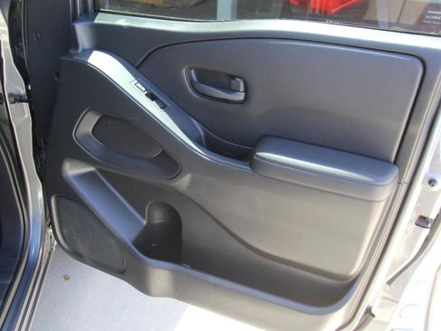 Used 2022 Nissan Frontier S w/ Technology Package AWD/4WD image 22