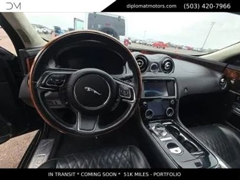 Used 2016 Jaguar XJ L Portfolio AWD/4WD image 11