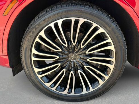 Used 2025 Lincoln Aviator Black Label AWD/4WD image 12