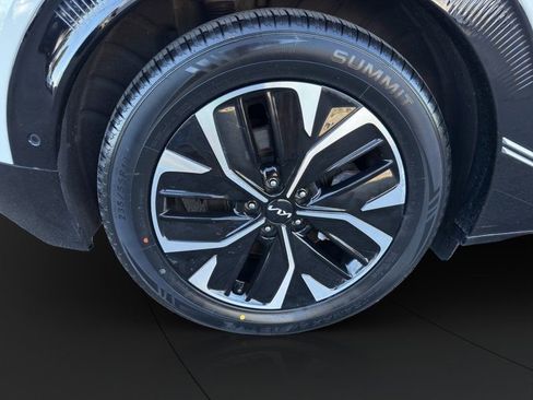 Used 2022 Kia EV6 Wind w/ Wind Technology Package image 23