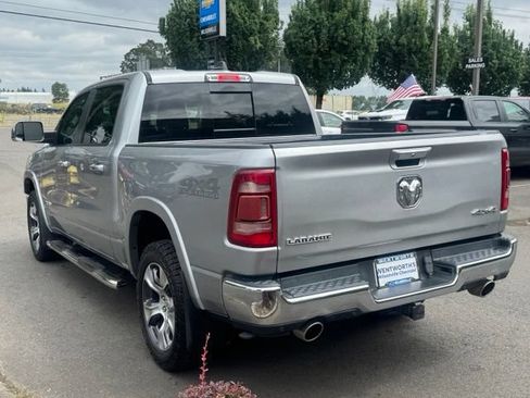 Used 2019 RAM 1500 Laramie AWD/4WD image 5