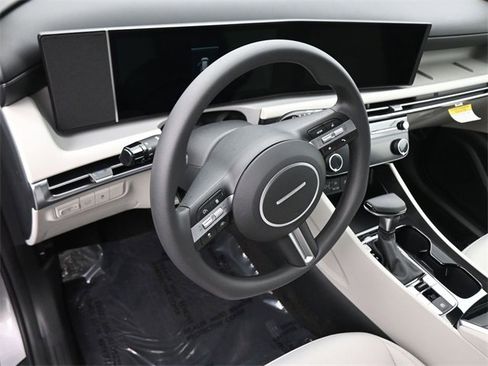 New 2026 Hyundai Tucson SEL image 15