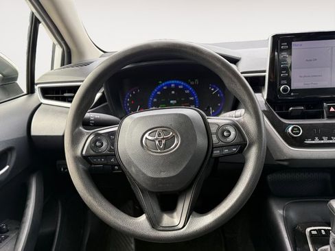 Used 2021 Toyota Corolla LE w/ Carpet Mat Package (TMS) FWD image 11
