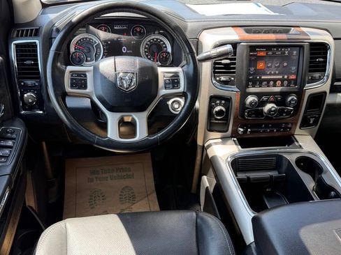 Used 2017 RAM 2500 Laramie w/ Convenience Group AWD/4WD image 13