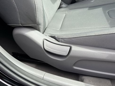 Used 2022 Hyundai Elantra SEL w/ Cargo Package image 37