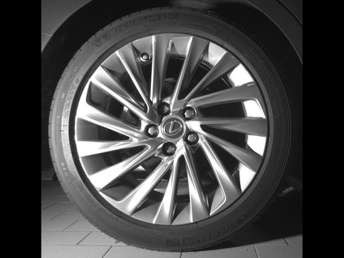 Used 2021 Lexus ES 350 Ultra Luxury w/ Accessory Package 2 FWD image 27