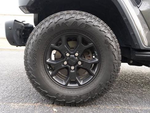 Used 2019 Jeep Wrangler Unlimited Sahara w/ Quick Order Package 24M Moab image 43