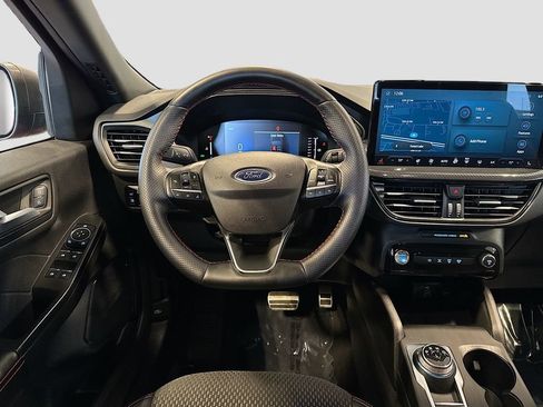 Used 2024 Ford Escape ST-Line w/ Equipment Group 301A image 19