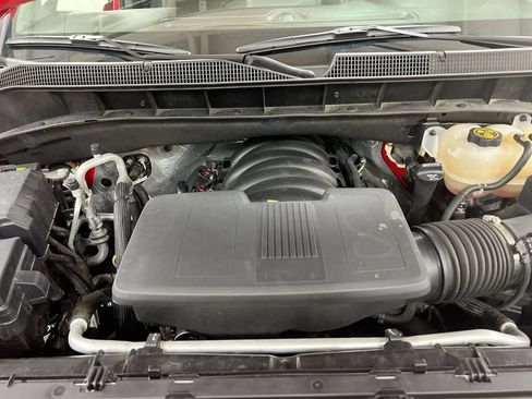 Used 2022 Chevrolet Silverado 1500 LT w/ Z71 Off-Road Package AWD/4WD image 24
