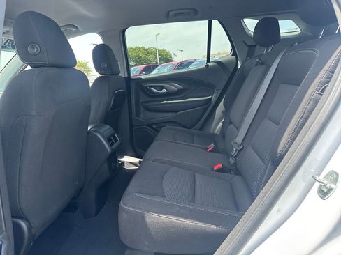 Used 2023 GMC Terrain SLE w/ Driver Convenience Package FWD image 13