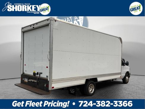 Used 2022 Ford E-450 and Econoline 450 Super Duty w/ Power Windows & Locks Group RWD image 3