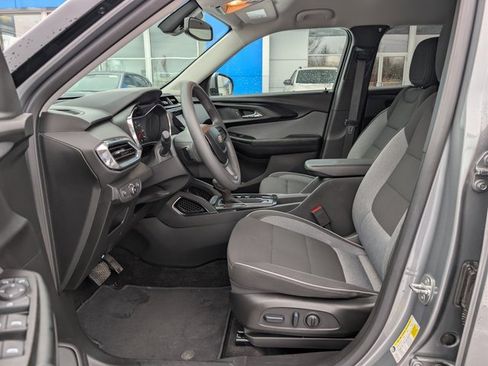 Used 2023 Chevrolet TrailBlazer LT w/ Convenience Package image 10