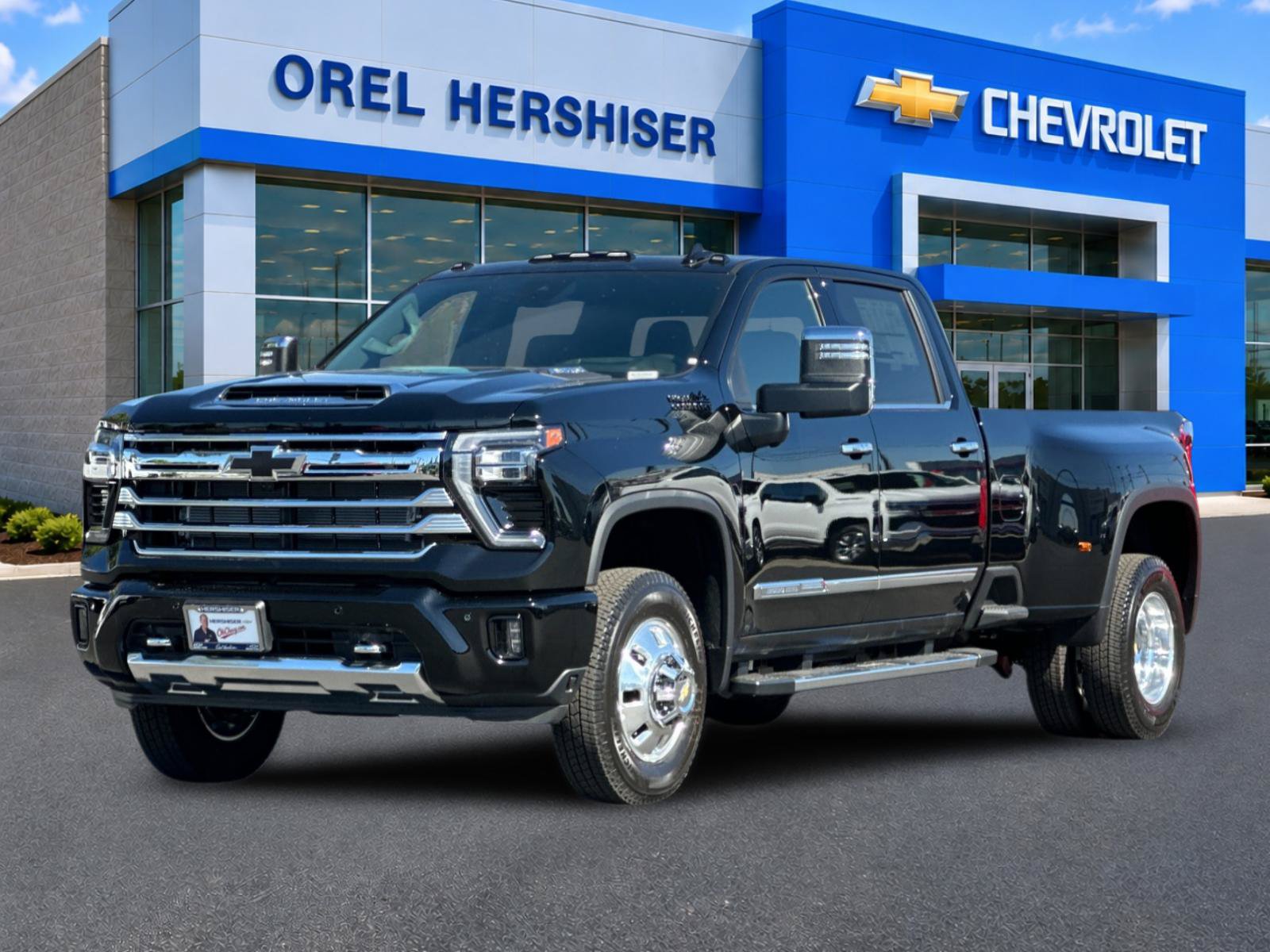 New 2026 Chevrolet Silverado 3500 High Country w/ High Country Premium Package AWD/4WD image 8