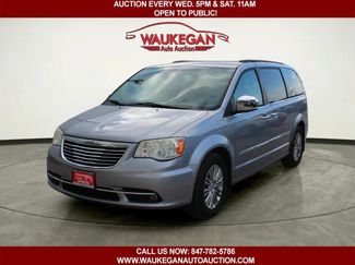 Used 2013 Chrysler Town & Country Touring-L w/ Driver Convenience Group FWD video 1