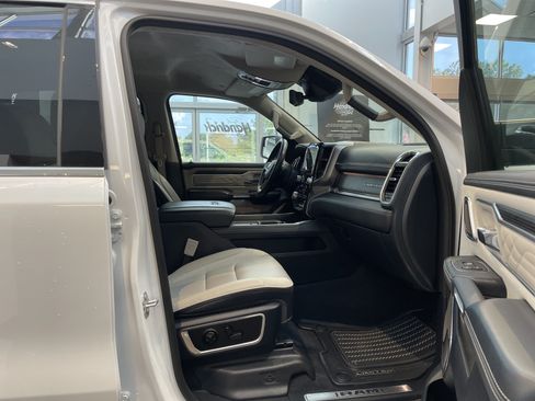 Used 2023 RAM 1500 Limited AWD/4WD image 38