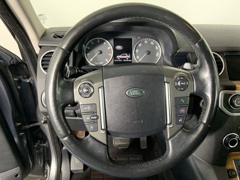 Used 2016 Land Rover LR4 HSE LUX image 9