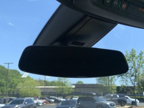 Used 2019 Cadillac XT5 Premium Luxury image 26