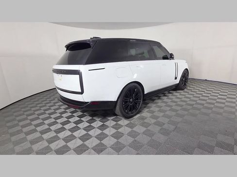 Used 2024 Land Rover Range Rover SE AWD/4WD image 40