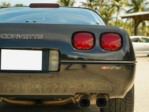 Used 1990 Chevrolet Corvette ZR-1 RWD image 74