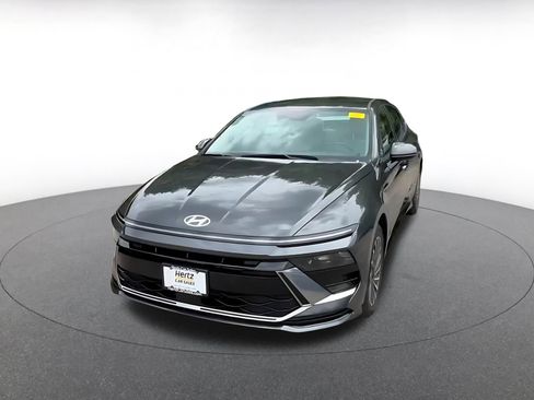 Used 2025 Hyundai Sonata SEL FWD image 8