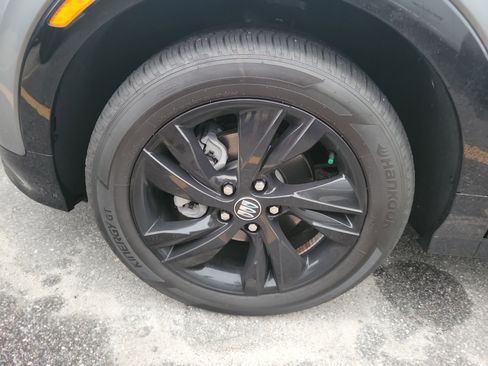 Used 2025 Buick Encore GX Sport Touring w/ Comfort Package image 5