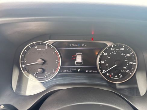 Certified 2023 Nissan Rogue SV image 15