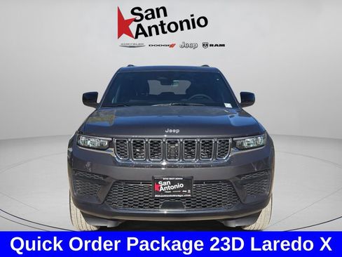 New 2025 Jeep Grand Cherokee Laredo X w/ Luxury Tech Group I AWD/4WD image 3