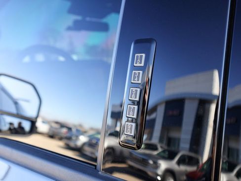 Used 2024 Ford F350 Lariat w/ Lariat Ultimate Package image 8