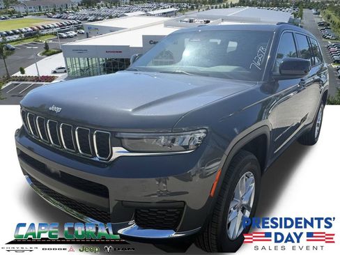 New 2025 Jeep Grand Cherokee L Laredo image 1