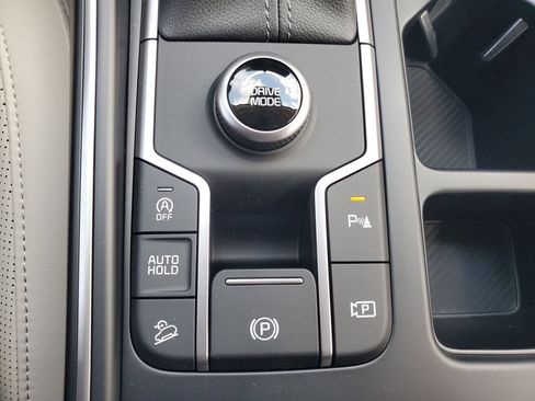 Used 2026 Kia Sorento S FWD image 43