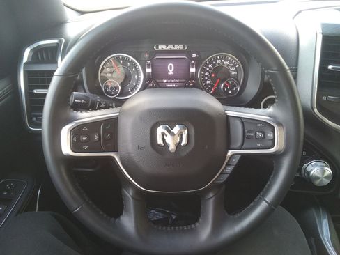 Used 2024 RAM 1500 Laramie image 14